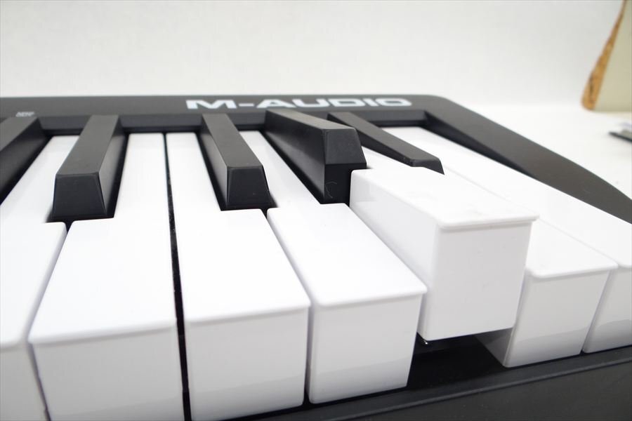 V M-AUDIO KEYSTATION61 MK3 клавиатура б/у текущее состояние товар 250505K2801