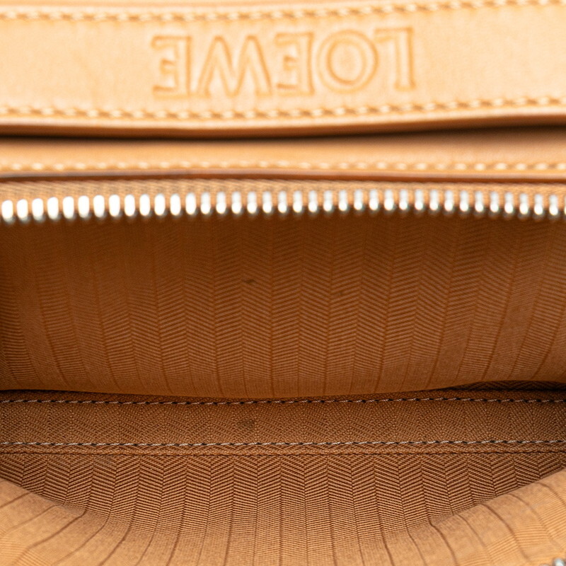 ロエベ アナグラムロゴ クロスボディ カメラバッグ ミニ ハンドバッグ ショルダーバッグ 2WAY ブラウン レザー LOEWE 【中古】