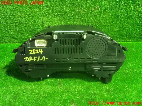 1UPJ-26246170]ベンツ CLA180 シューティングブレーク（X117）(117942)スピードメーター 中古
