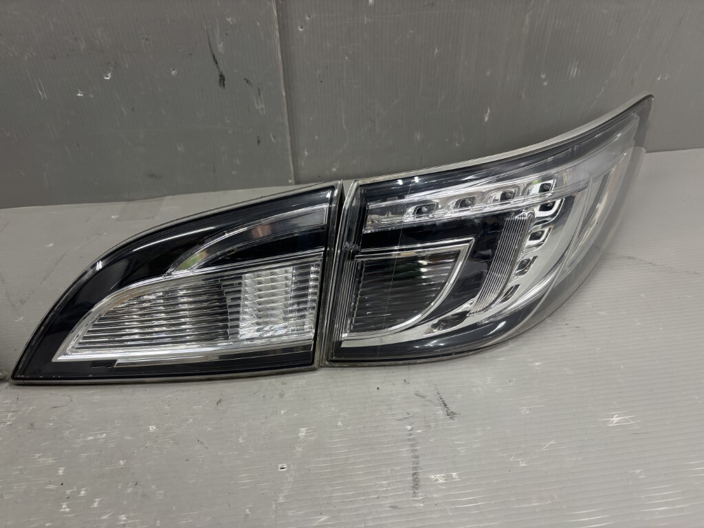  Mazda Atenza Sport Wagon 25S предыдущий период (GH5FW) задний фонарь финишная отделка 4 позиций комплект задние фонари 132-41312 220-41095 p056012