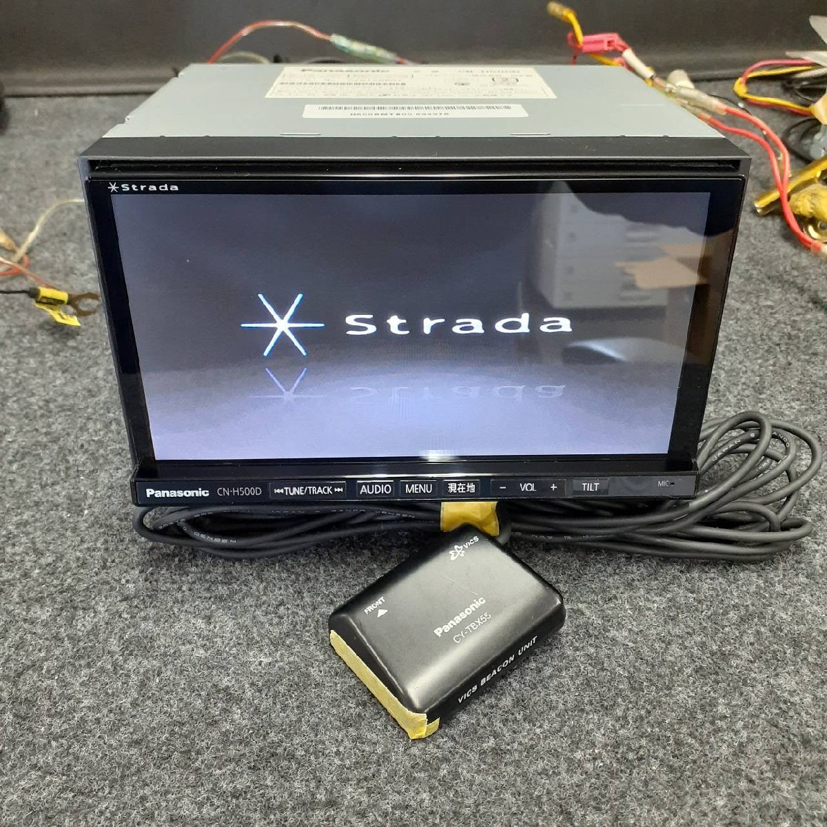 Panasonic パナソニック CN-H500D DVD Bluetooth 地図データ 2012年 HDD ナビ カーナビ b0211-gyr