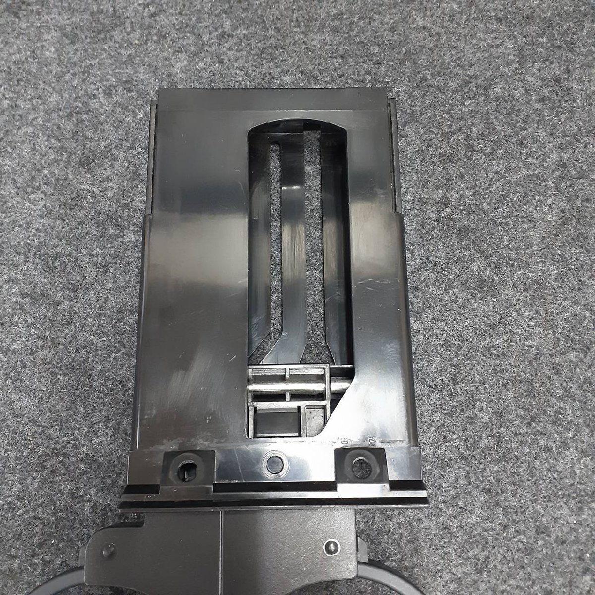 スズキ MRワゴン MF21S 純正 デュアル ドリンクホルダー 2連 カップホルダー b0588-gyr