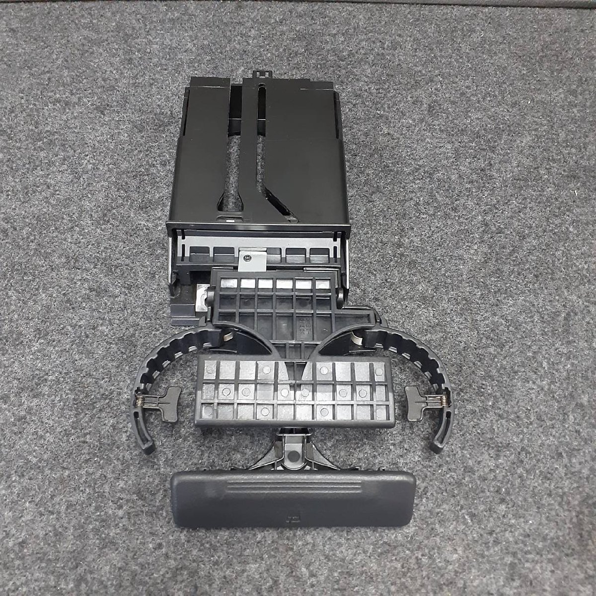 スズキ MRワゴン MF21S 純正 デュアル ドリンクホルダー 2連 カップホルダー b0588-gyr