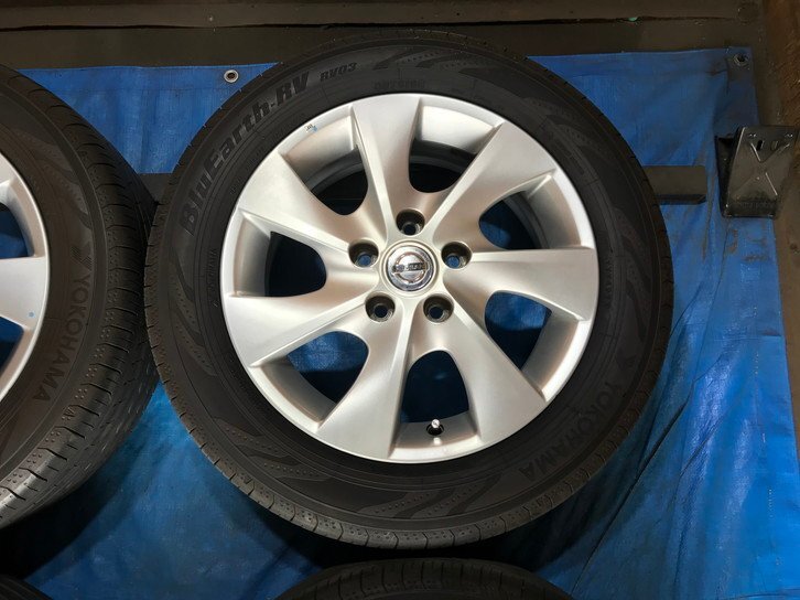  супер-скидка! колесо с шиной! Nissan оригинальный aluminium 16-6J 5H/114.3 ET45 +195/60R16 б/у 4шт.@ Sylphy / Serena / Lafesta и т.п.!HM001127