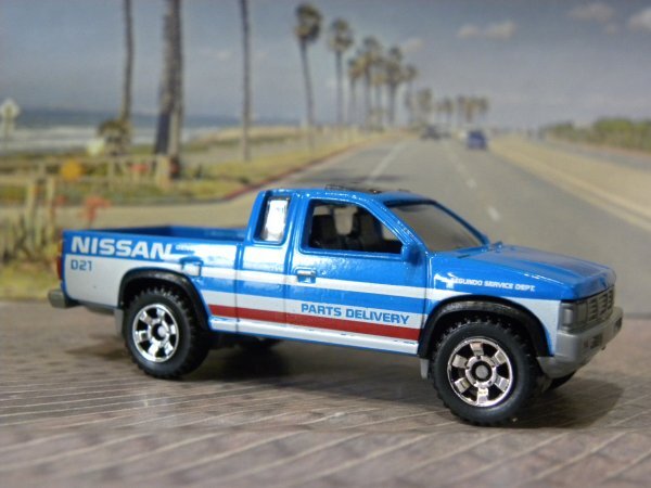 即決☆☆マッチボックス ルース '95 ニッサン ハードボディ(D21) NISSAN HARDBODY MACHBOX