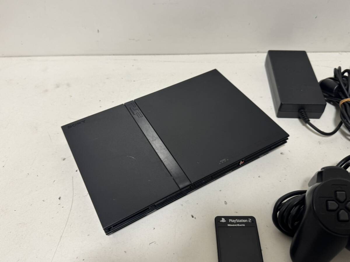 PlayStation2 - PS2 薄型 本体 ソフト17本 メモリーカード