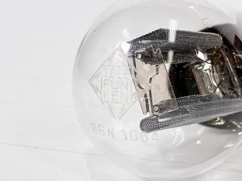 TELEFUNKEN RGN1064 未使用品 1本 [35737]