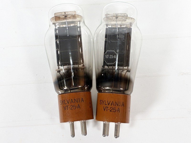SYLVANIA VT25A 未使用品 2本 [35738]