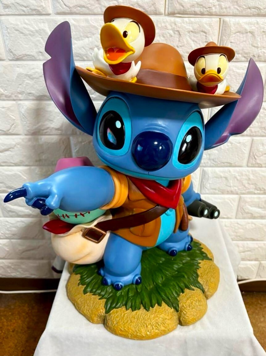 450体限定 新品★リロ＆スティッチ Lilo & Stitch トレジャーハンター ビッグフィギュア スクランプ ディズニー リテイルネットワークス