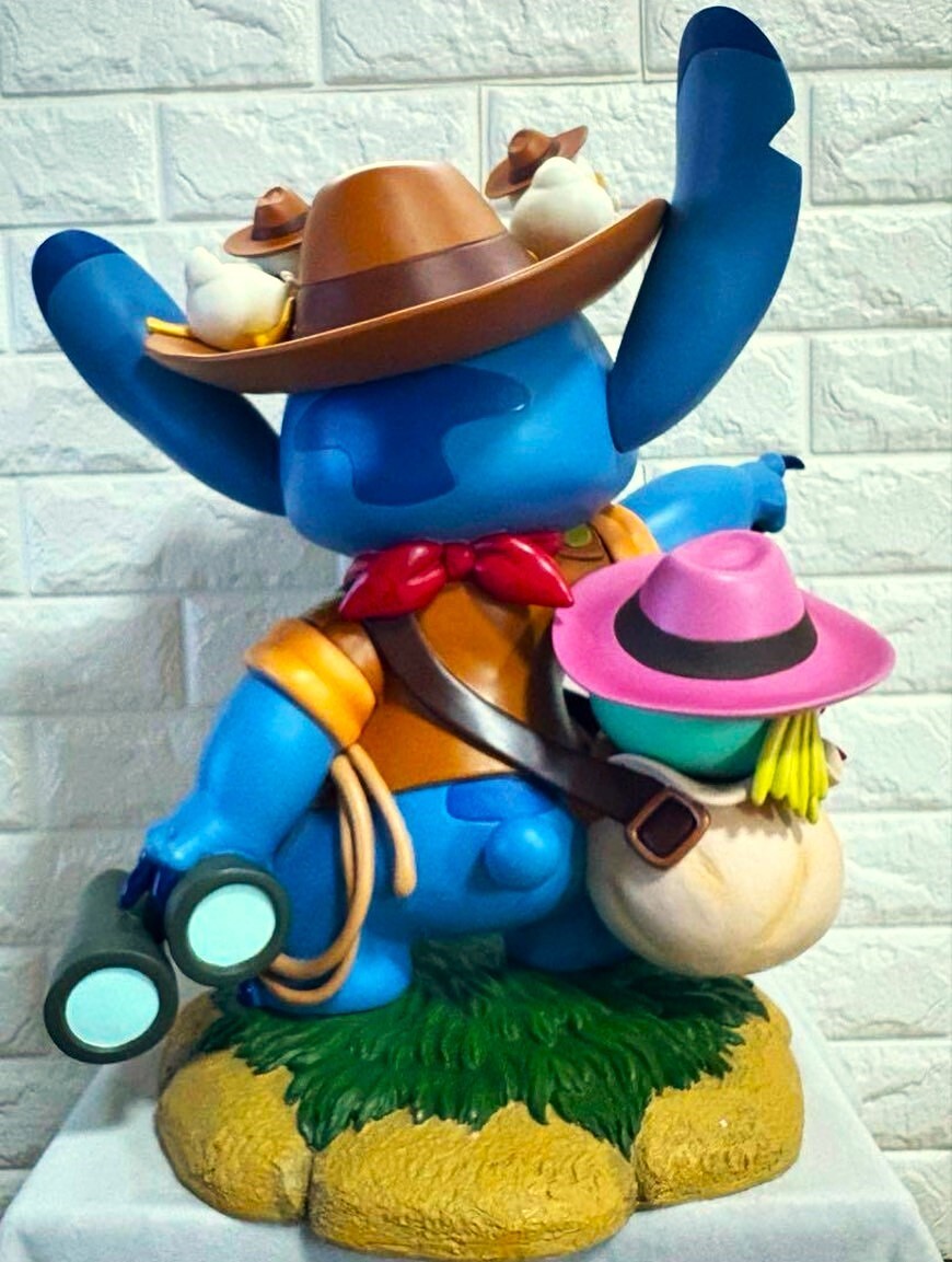 450体限定 新品★リロ＆スティッチ Lilo & Stitch トレジャーハンター ビッグフィギュア スクランプ ディズニー リテイルネットワークス