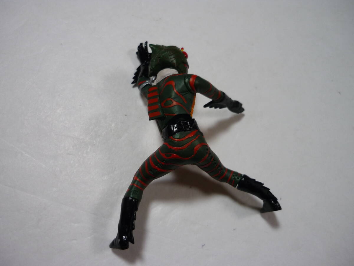 [管00]【送料無料】フィギュア 仮面ライダーアマゾン 「HG 仮面ライダー12 ～地底から来た、変なヤツ!!編」バンダイ_画像5