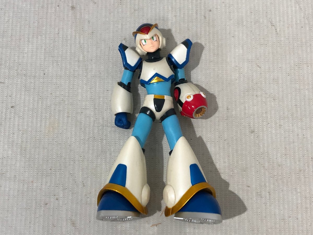 Amazon.com: Bandai Mega Man X Full Armor - D-Arts : Arts