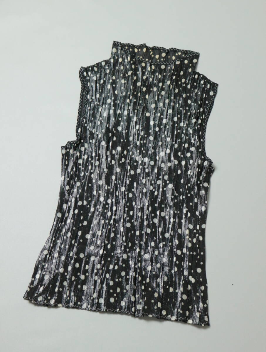 Z637/HIROKO BIS/ヒロコビス ヒロココシノ/ゆうパケット対応/プリーツカットソー/ドット柄/PLEATS/ノースリーブカットソー/13サイズ