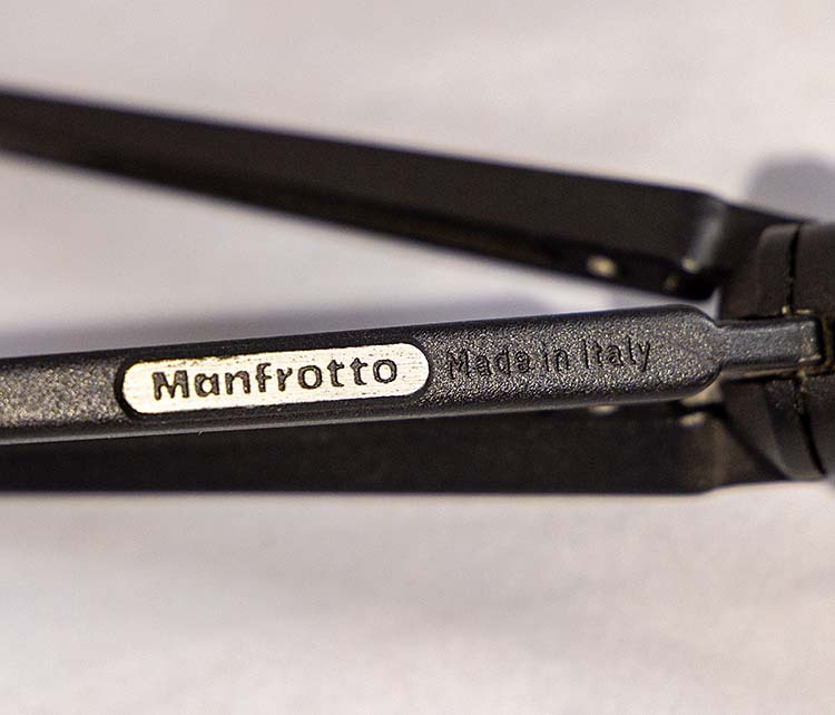 【送料無(wú)料】　Manfrotto ミニ三腳　