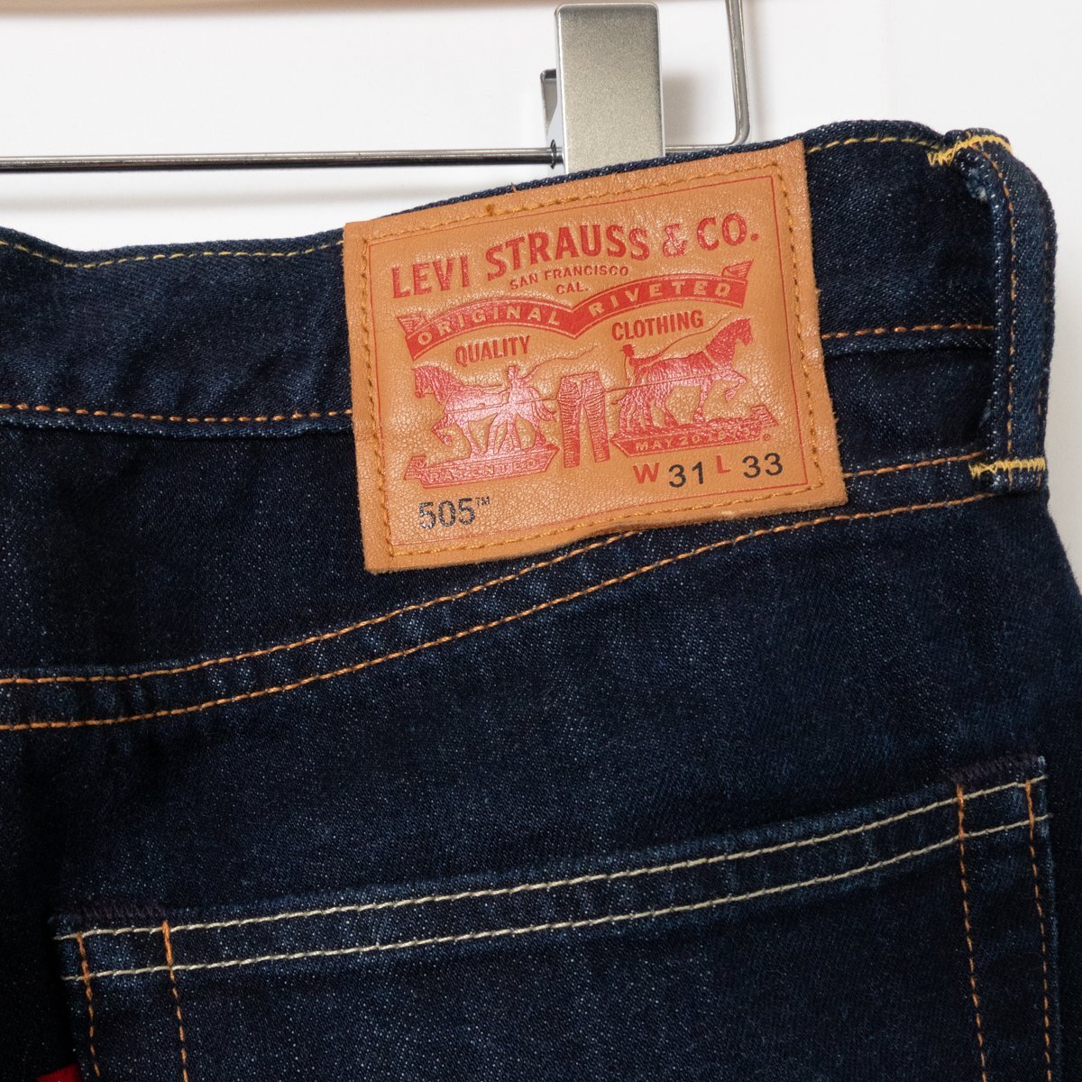 Levi's リーバイス 505 レギュラーフィットデニムパンツ ジーンズ 綿100％ ジップフライ 定番 ベーシック ジップフライ 青 インディゴ 31