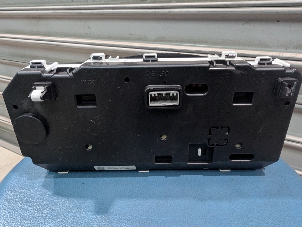 スズキ 純正 パレット 《 MK21S 》 スピードメーター 34100-82KB0 　距離92287キロ
