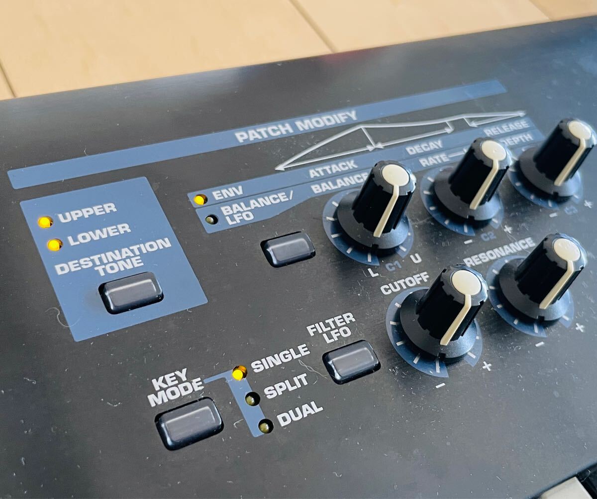 Roland JUNO-D Limited Edition シンセサイザー　キーボード　ローランド