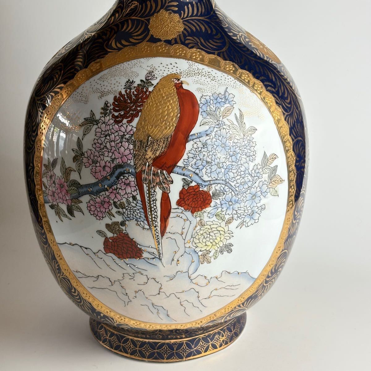 栄盛窯 瀧山作 薩摩焼 金襴手 花鳥図 鶴首花瓶 高さ約65cm 花瓶