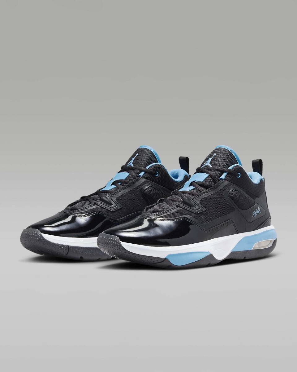 JORDAN STAY LOYAL 3 "BLACK WHITE UNIVERSITY BLUE" FB1396-004 (ブラック/ホワイト/ユニバーシティブルー)