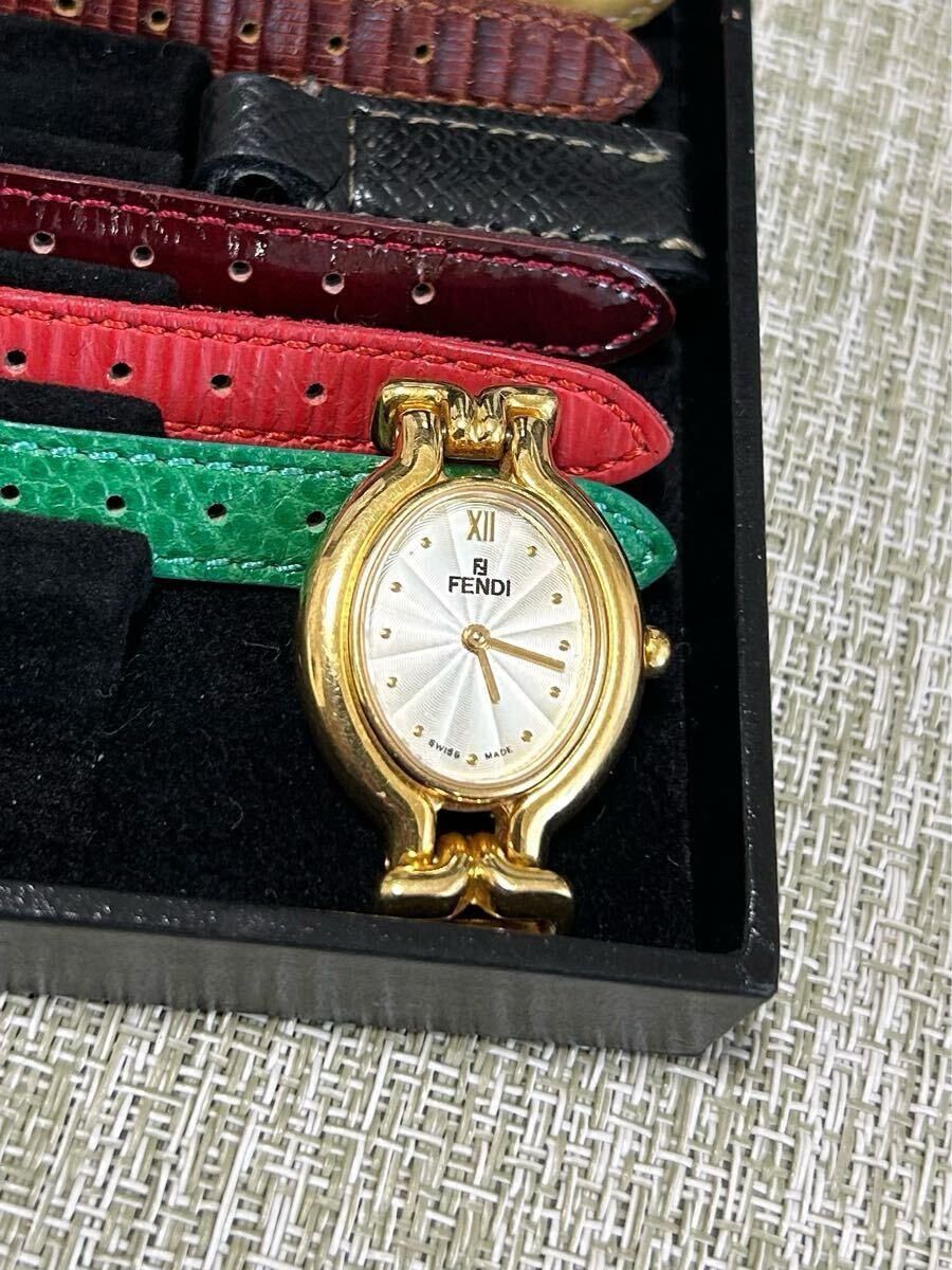 FENDI カメレオン　ウォッチ　動作品　8色　チェンジベルト　フェンデ?！⊥髸r計　640L レディース　正規(guī)品　稼動品