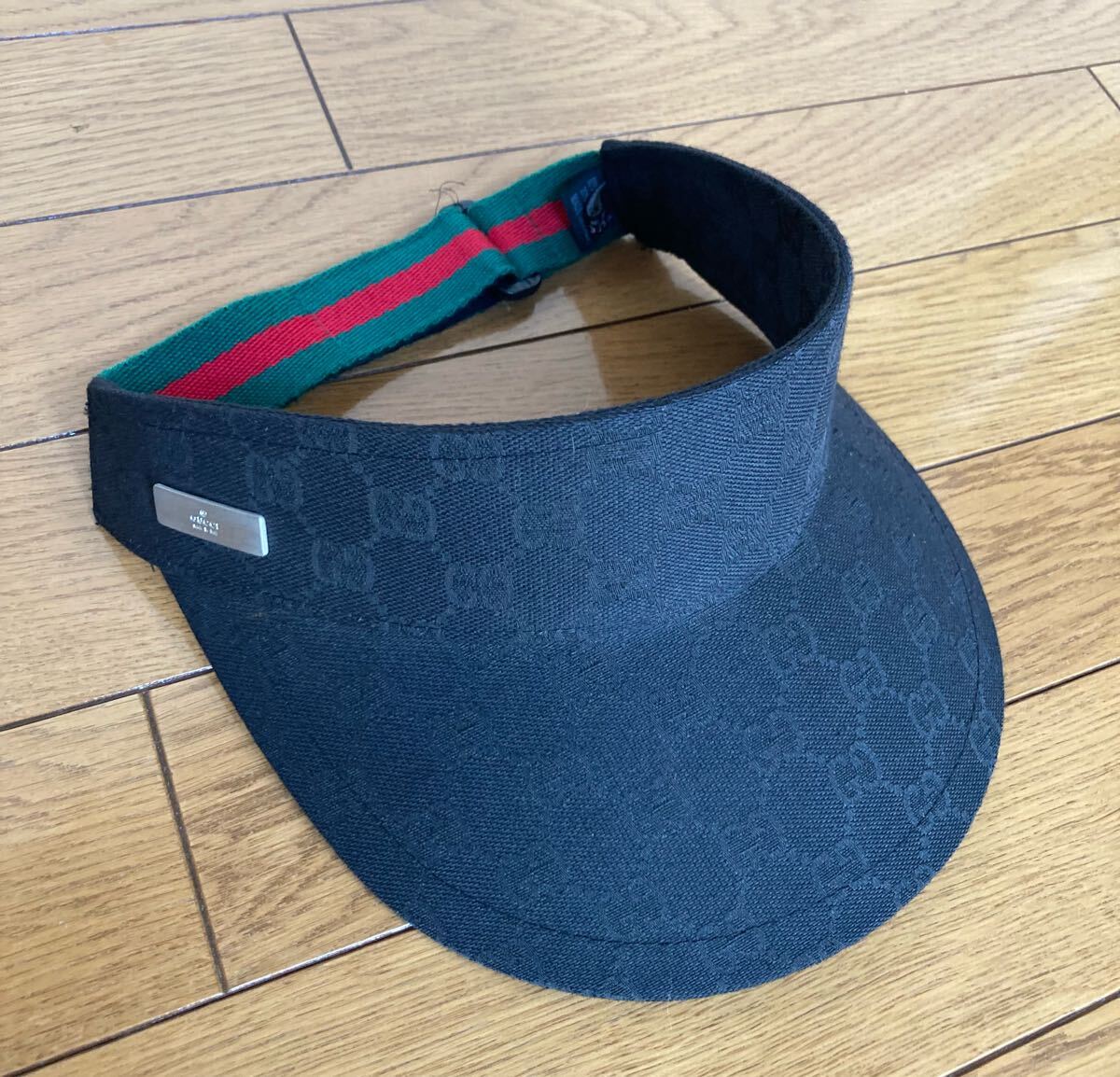 GUCCI グッチ サンバイザー 日よけ ゴルフウェア 黒 レディース