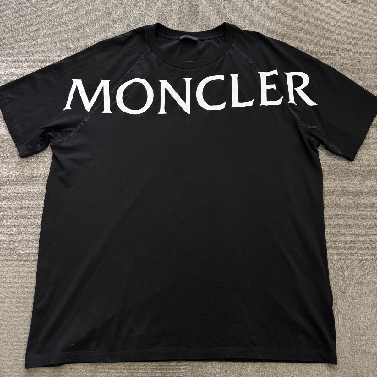 15『極美品?現(xiàn)行タグ』 MONCLER モンクレール メンズ ビッグロゴ ラバーワッペン 半袖 Tシャツ トップス ブラック 黒 XXLサイズ