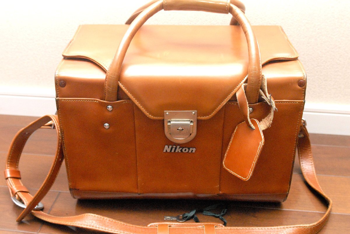 Nikon ニコン純正 カメラ＆レンズ収納用 昔の高級カメラバッグ 超希少品