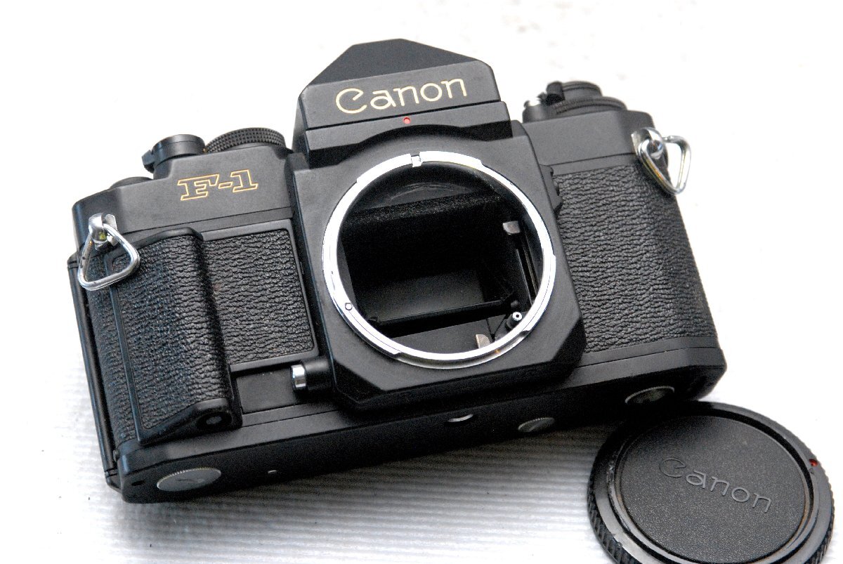 Canon キャノン 最高峰 一眼レフカメラ NEW F-1 ボディ +（アイレベルファインダー付） 希少な作動品 （腐食無し）
