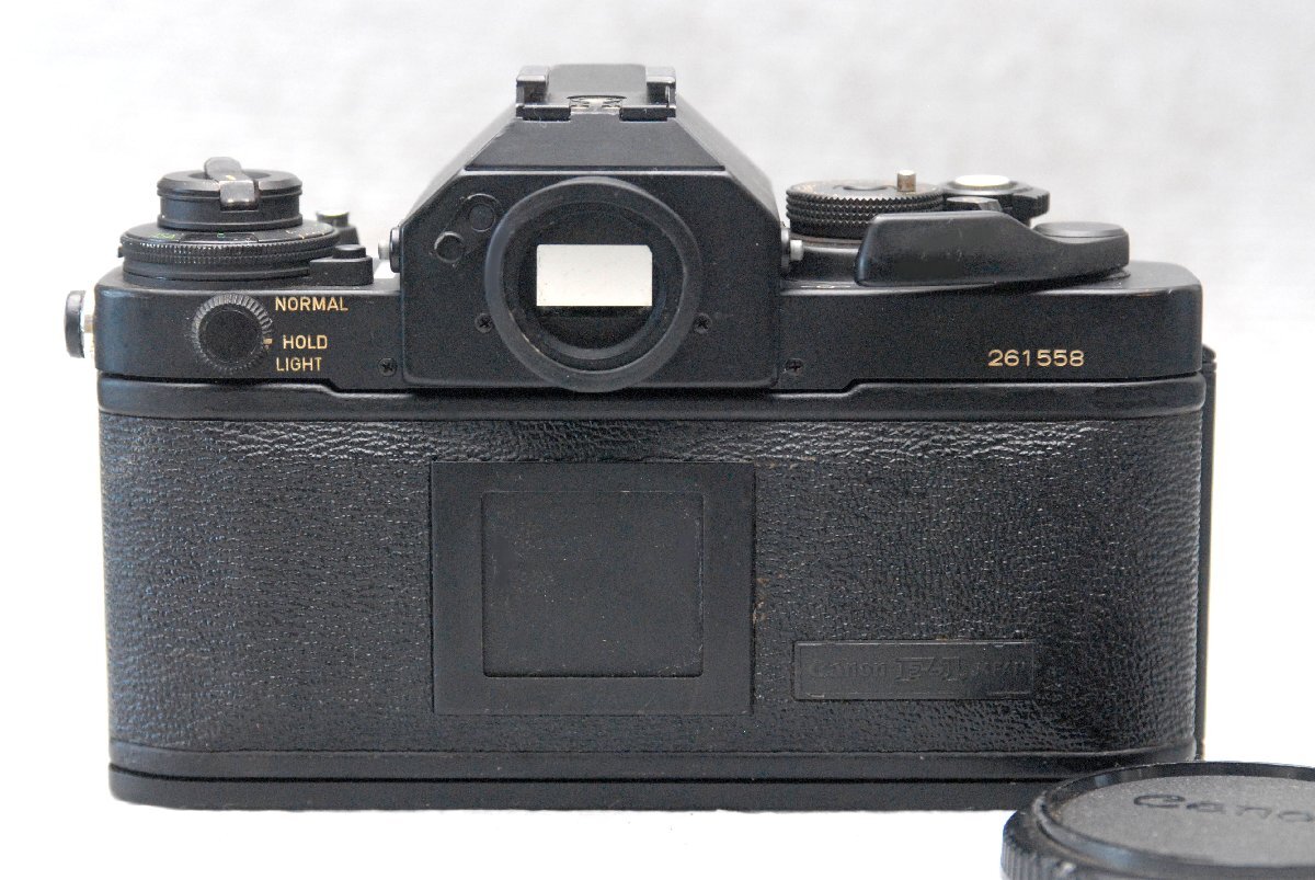 Canon キャノン 最高峰 一眼レフカメラ NEW F-1 ボディ +（アイレベルファインダー付） 希少な作動品 （腐食無し）