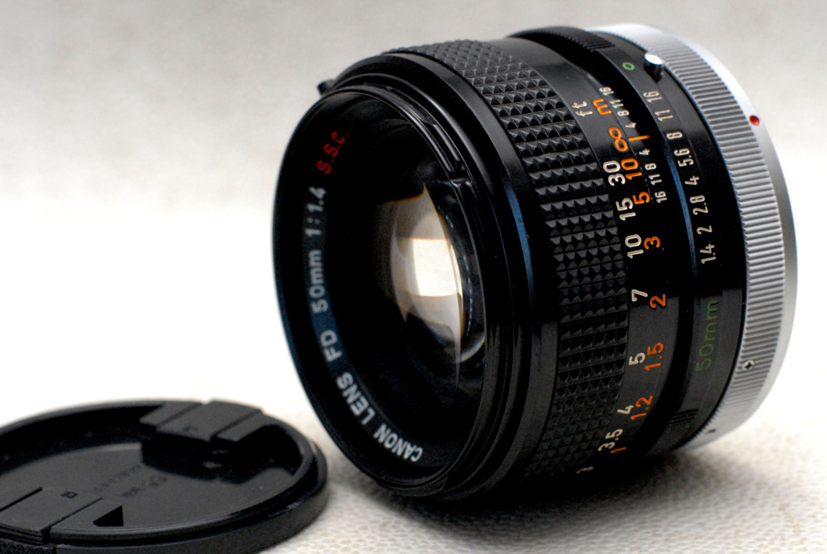 Canon キャノン 純正 FD 50mm 高級(jí)単焦點(diǎn)レンズ 1:1.4 S.S.C. 希少な作動(dòng)品