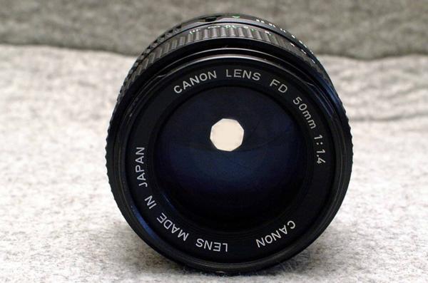 Canon Canon оригинальный FD 50mm высококлассный одиночный подпалина пункт линзы 1:1.4 редкий товар 