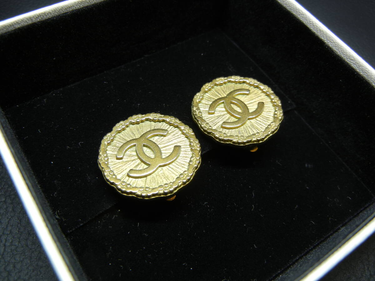 CHANEL☆ココマーク☆ヴィンテージ☆イヤリング☆ラウンド☆95P☆ゴールド☆シャネル