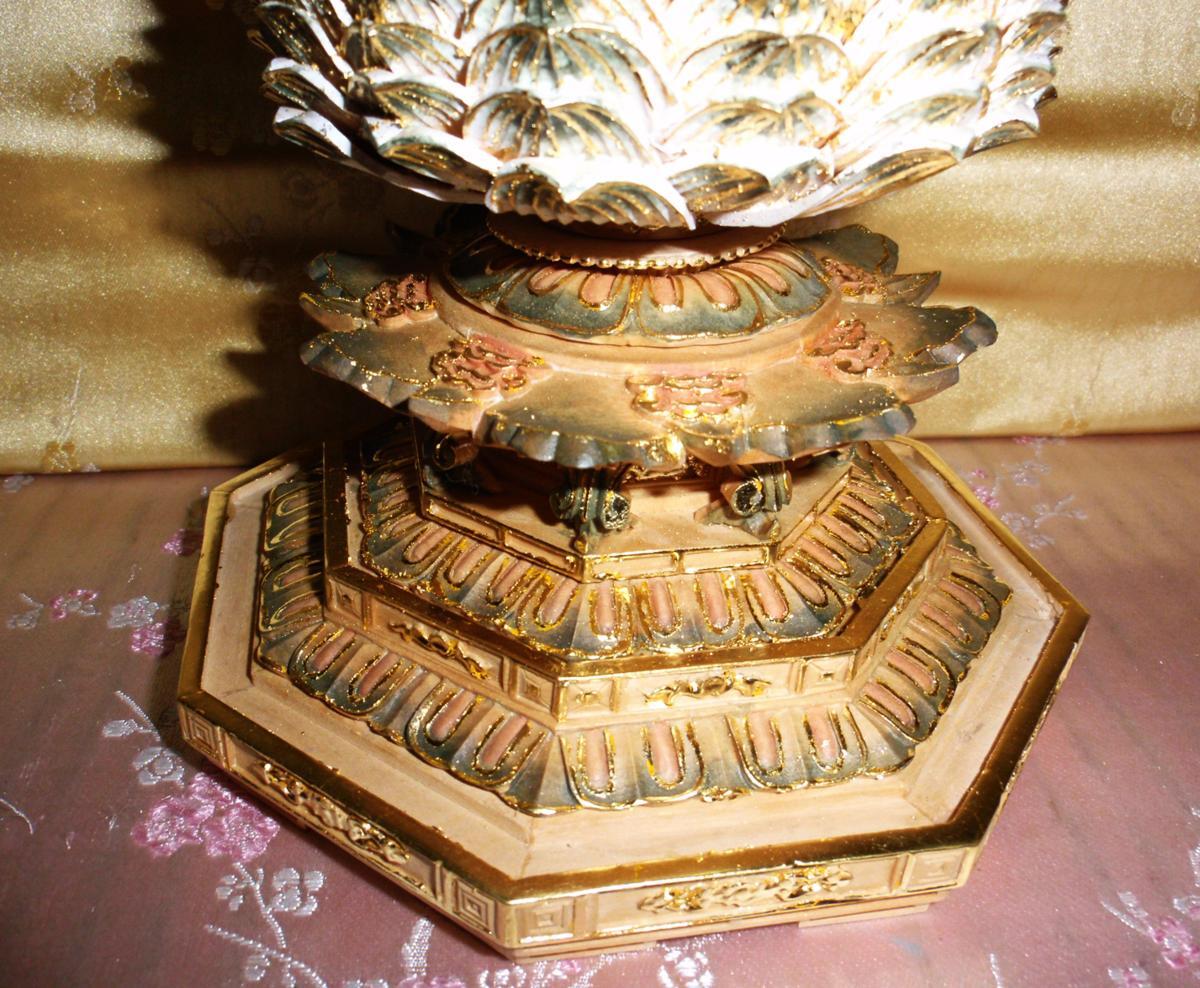 天然木 彩金 特上彫 精密細工 阿弥陀如来座像 ◇25◇ 柘植 切金 戴金 淡彩色 阿弥陀如来 坐像 2.5寸 八角