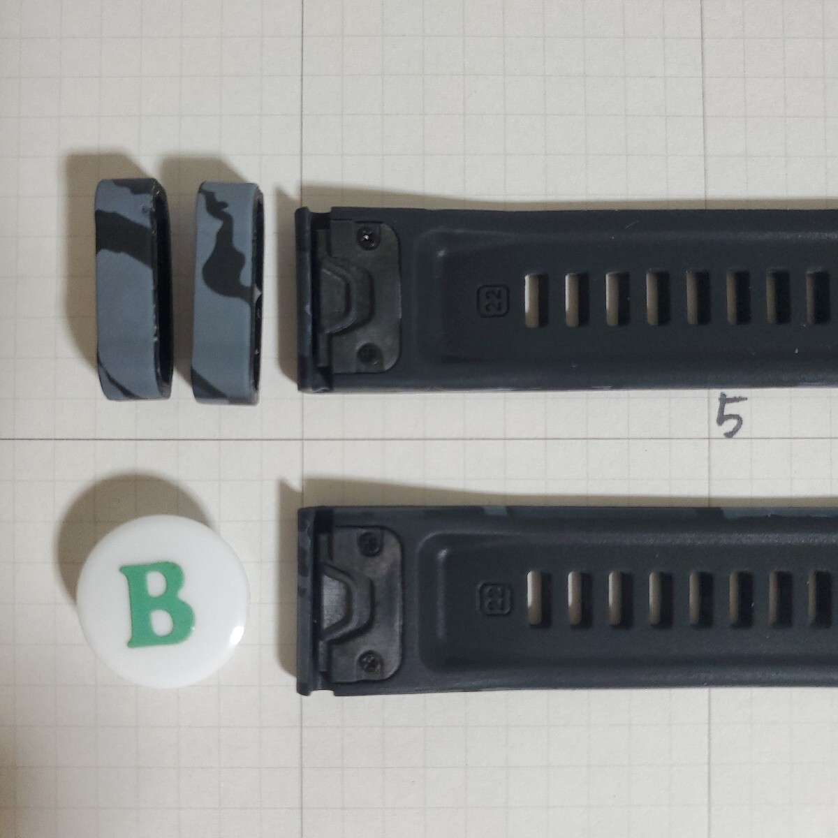 QF22 灰 カモフラ B GARMIN ガーミン シリコン バンド ベルト Fenix 6 7 8 S62 S70 945 955 965 970 epix Quick Fit 22mm_画像5