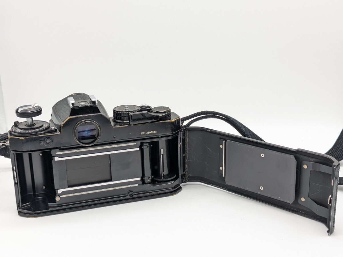 完動品！NIKON FE ブラックボディ フィルムカメラ
