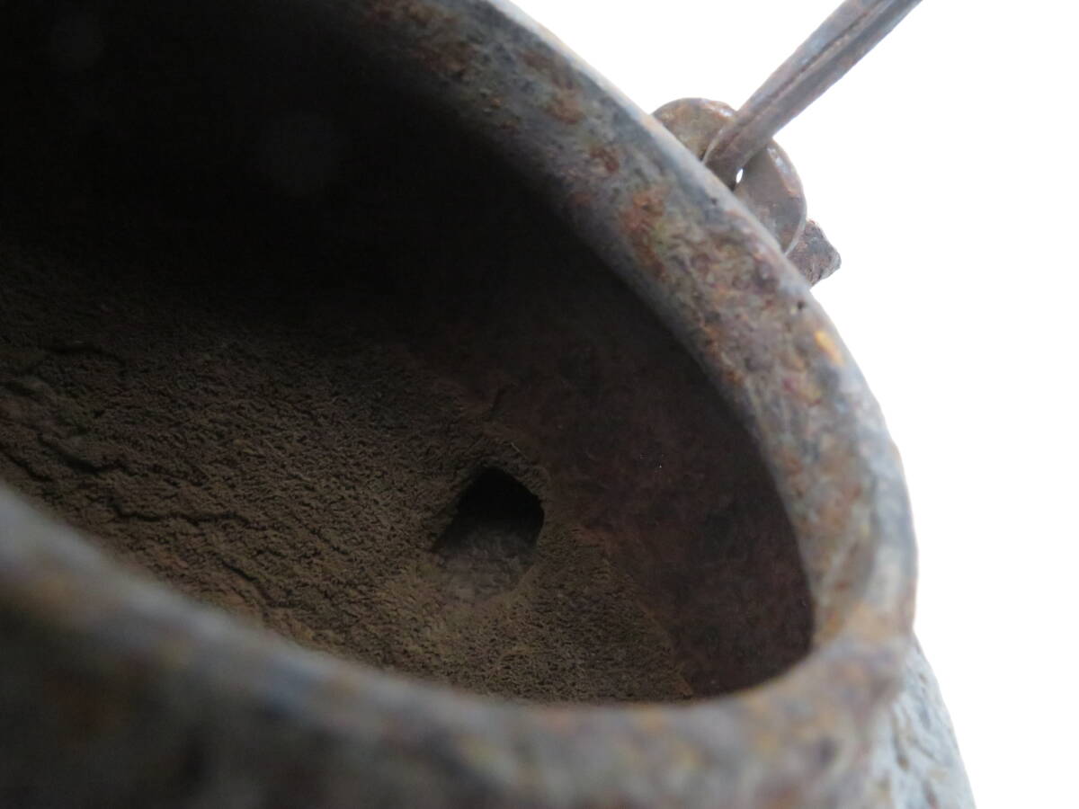 K8574 鉄瓶 急須 湯沸かし 容量約1000cc 鉄壺 鉄器 金屬工蕓 時代物 古美術(shù) 茶道具 