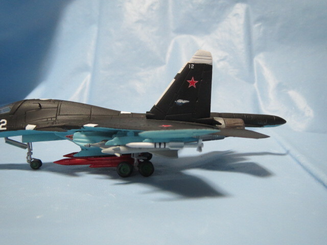[ конечный продукт ]1/144 TRUMPETER[ SUKHOI SU-34 STRIKE FLANKER ] Россия ВВС (12)