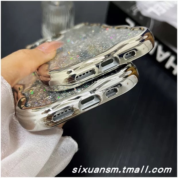 立立　iphone15plusケース カーバー キラキラ　お洒落　韓国　軽量 ケース 耐衝撃 高品質　シルバーQ2