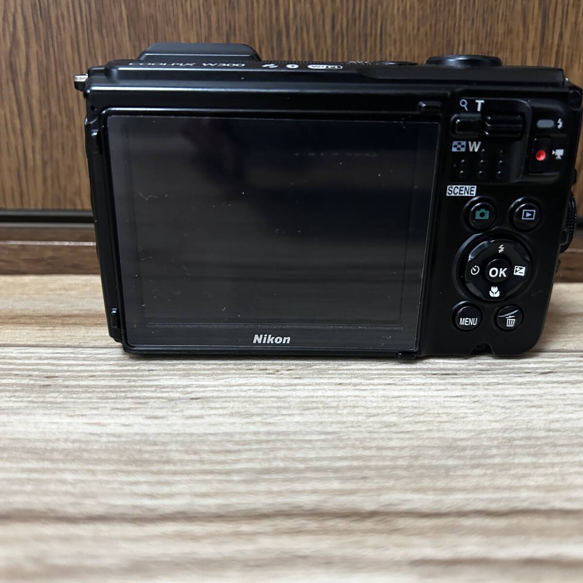 Nikon ニコン COOLPIX w300 コンパクトデジタルカメラ　ジャンク品　ブラック