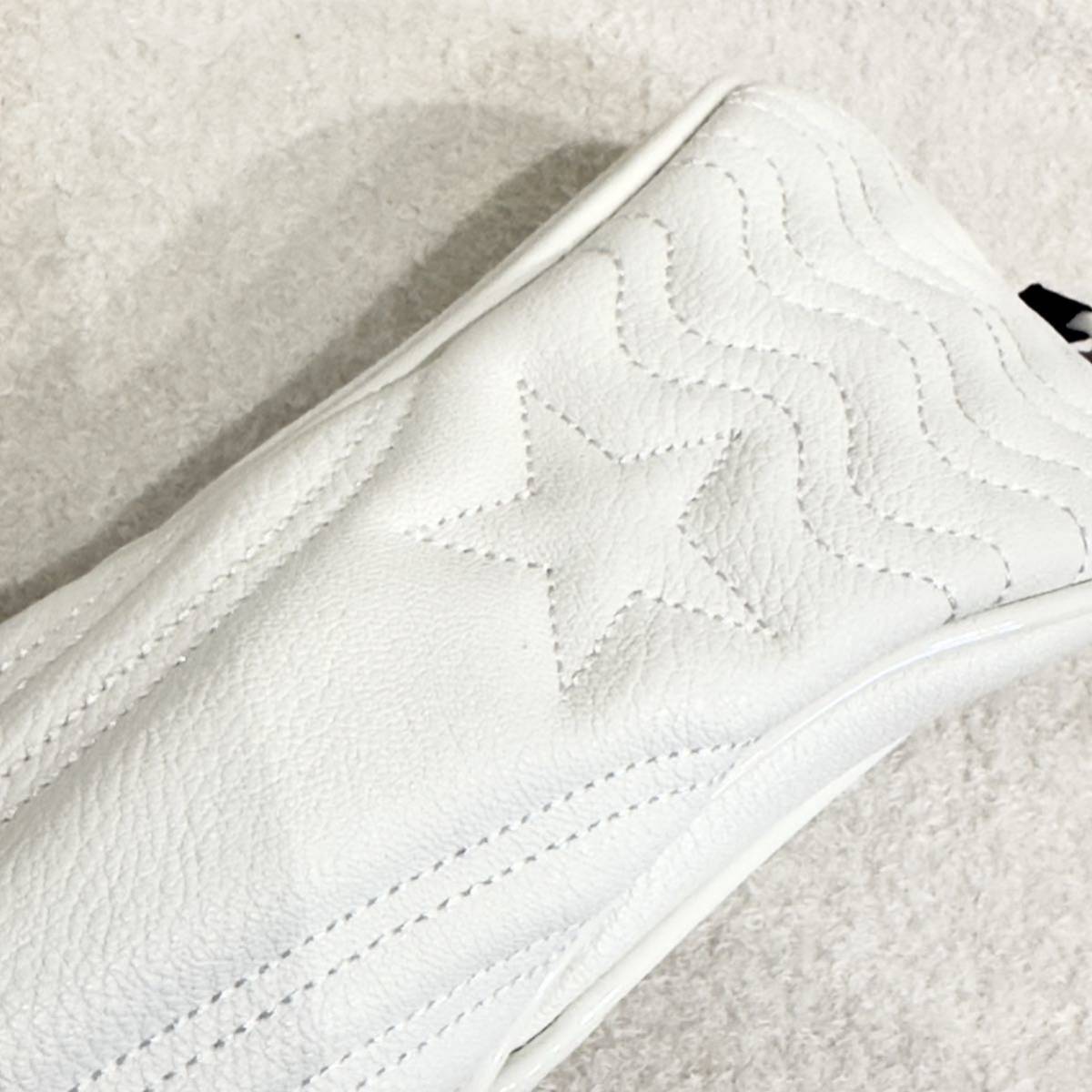 【UT】ゴルフヘッドカバー　ユーティリティ　白　星_画像3