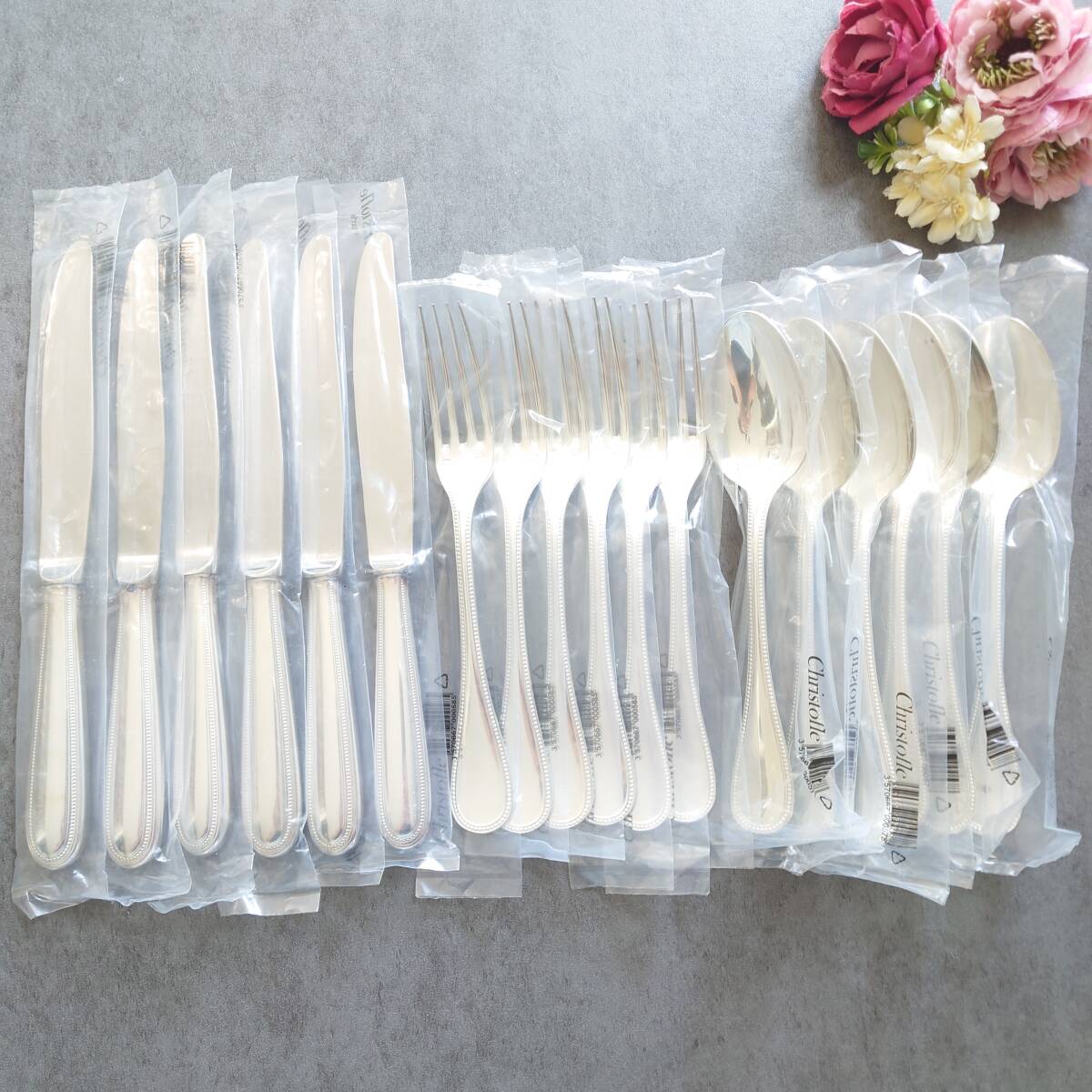 クリストフル パール テーブルサイズ 未開封 18点 クリストフル パール テーブルサイズ 未開封含む 18点 - メルカリ