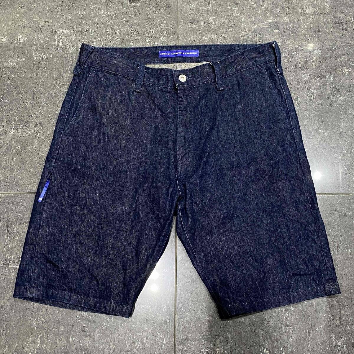 DENIM BY VANQUISH ＆ FRAGMENT DENIM SHORT SIZE-34 VFP6012 デニムバイバンキッシュアンドフラグメント デニムショーツ ショートパンツ_画像2