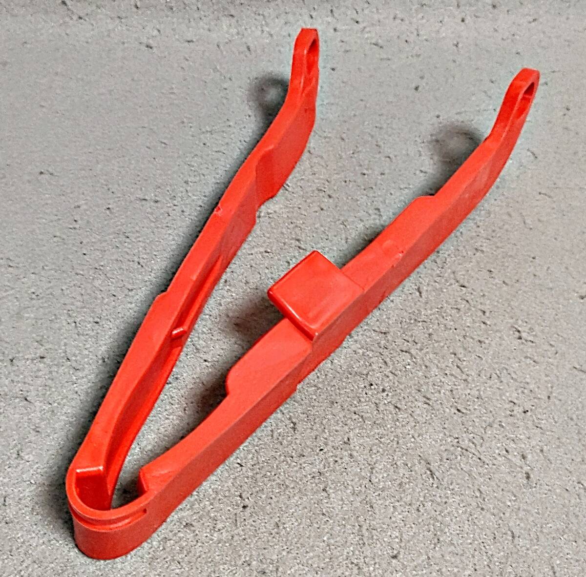 即納 HONDA ホンダ XR250R チェーンスライダー 赤 ガイド XR250R ME06 XR650L XR400R XR600R スイングアーム保護(hù) チェーンガイド カスタム