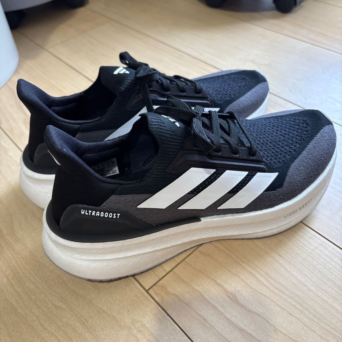 adidas アディダス ウルトラブースト５X /URUTRABOOST 5X　新品同様?。玻订M