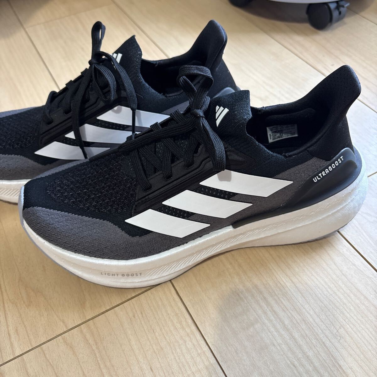 adidas アディダス ウルトラブースト５X /URUTRABOOST 5X　新品同様?。玻订M