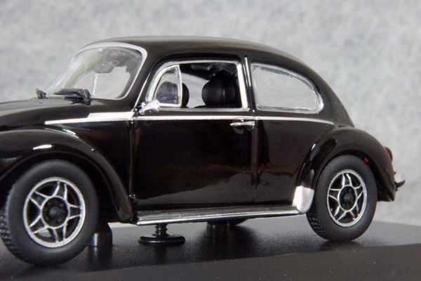 ● 1/43 フォルクスワーゲン 〓 ビートル 1303 S /1974年 ブラック 〓 Volkswagen MINICHAMPS VW