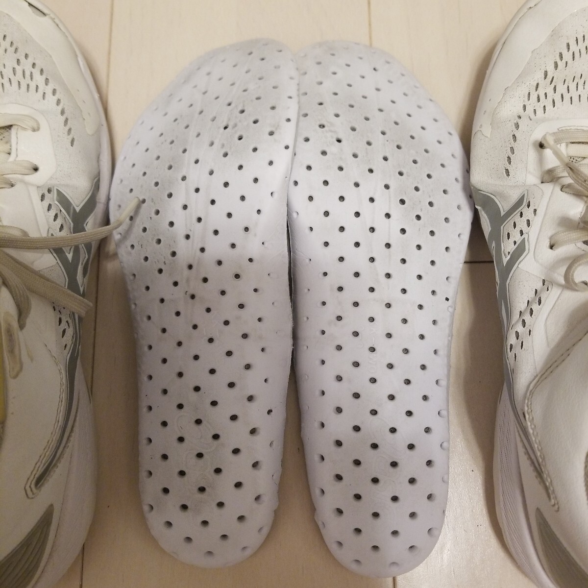 中學 部活 バスケ ゲルフープV15(26.5cm) NIKE アシックス 白