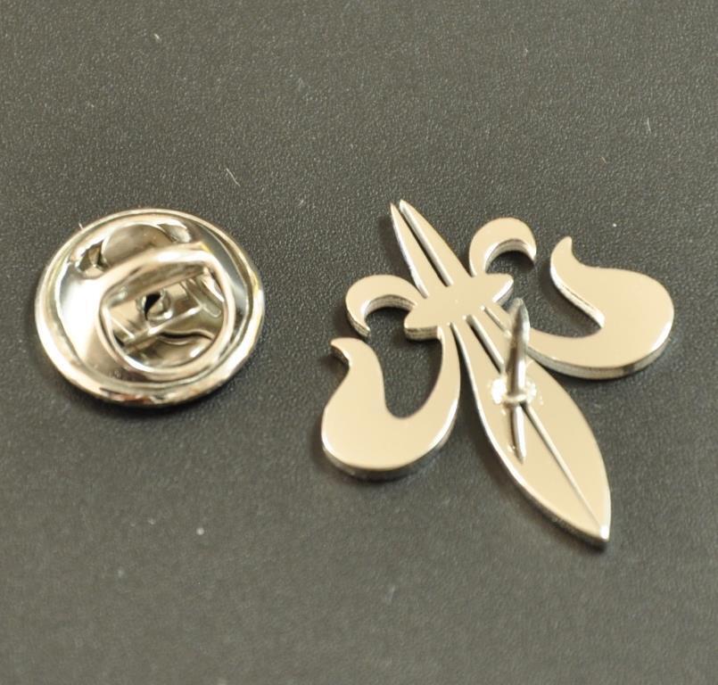 Pins ピンズ ピンバッジ ユリ 紋章 百合 エンブレム シルバー_画像4