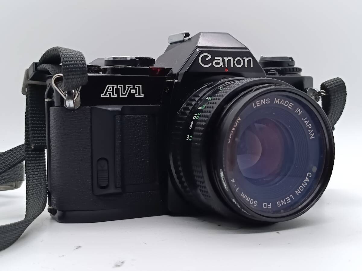 1041 【ジャンク】Canon AV-1 ブラック + Canon FD LENS 50mm 1:2 レンズ フィルムカメラ 