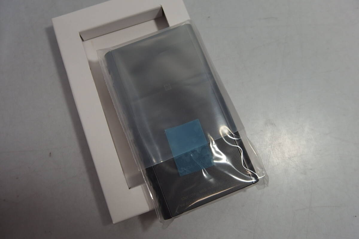 ◆未使用 SONY(ソニー) ハイレゾ/ノイズキャンセル/リニア ウォークマン 16GB NW-A55HN B(ブラック) ヘッドホン付 Bluetooth/microSD